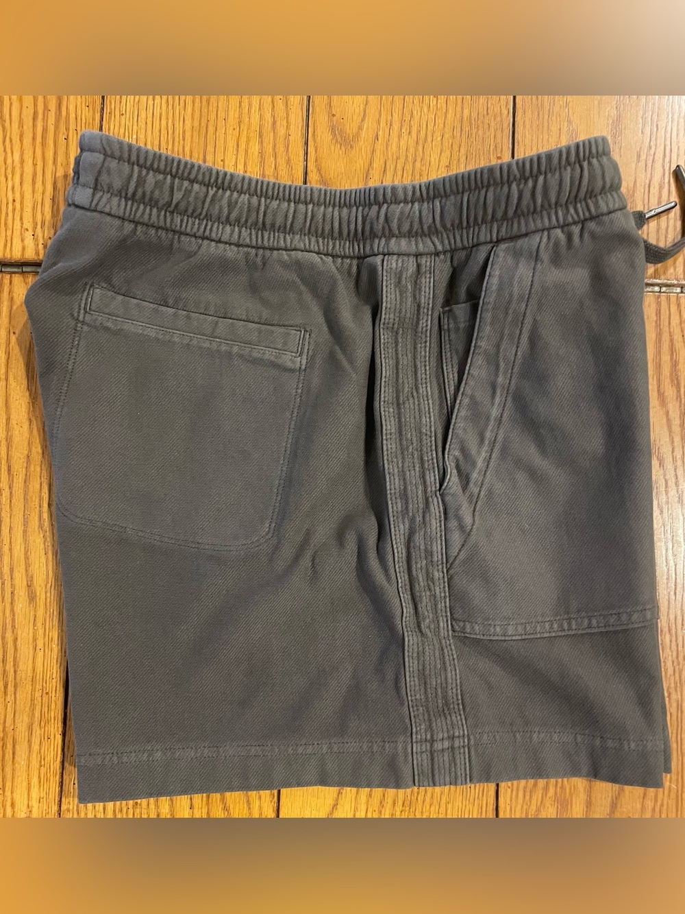 Athleta Farallon Short, size 10T, green, inseam 5 inches